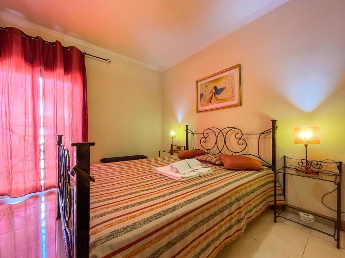 Apartment Old Town Center Albufeira Walk To Beach Екстериор снимка
